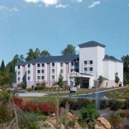 Baymont By Wyndham Mooresville Buitenkant foto